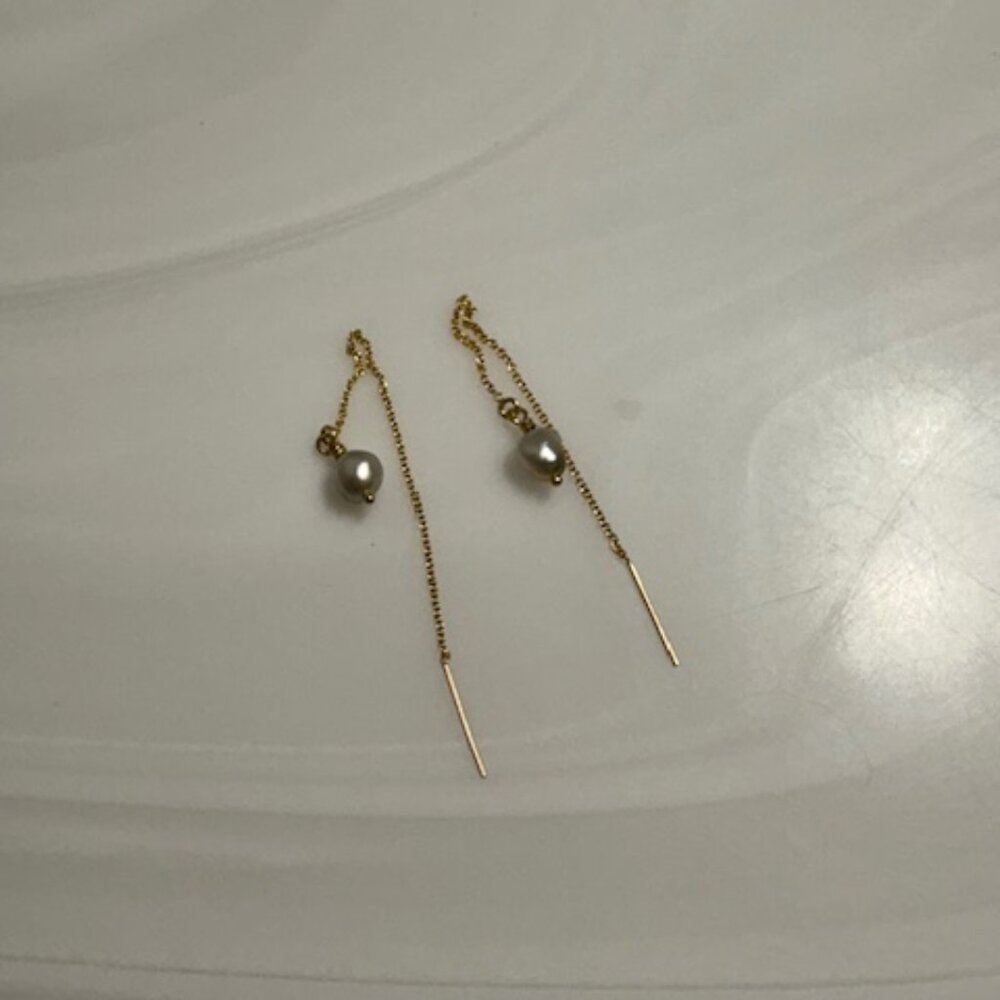 Grey Keshi Pearl Threader earrings